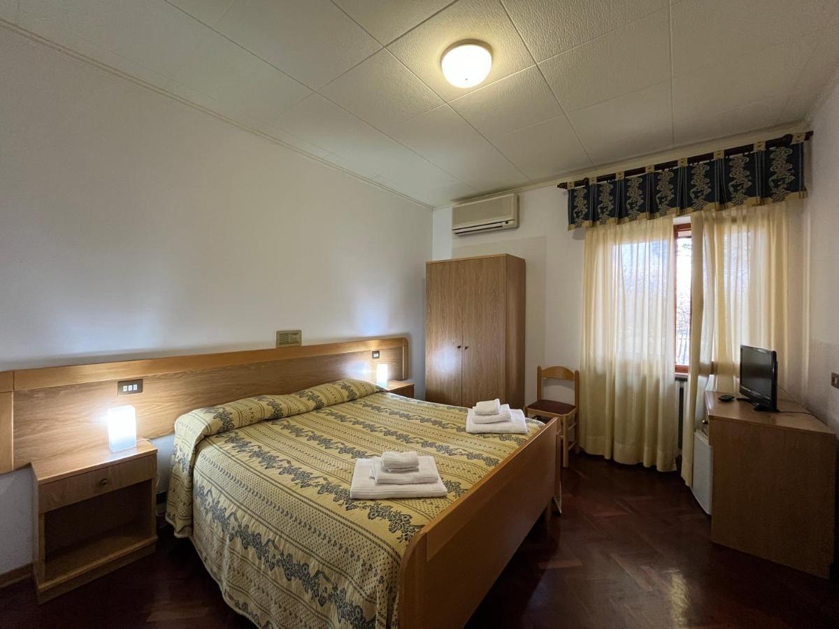 Hotel La Torretta อัสซิซี ภายนอก รูปภาพ