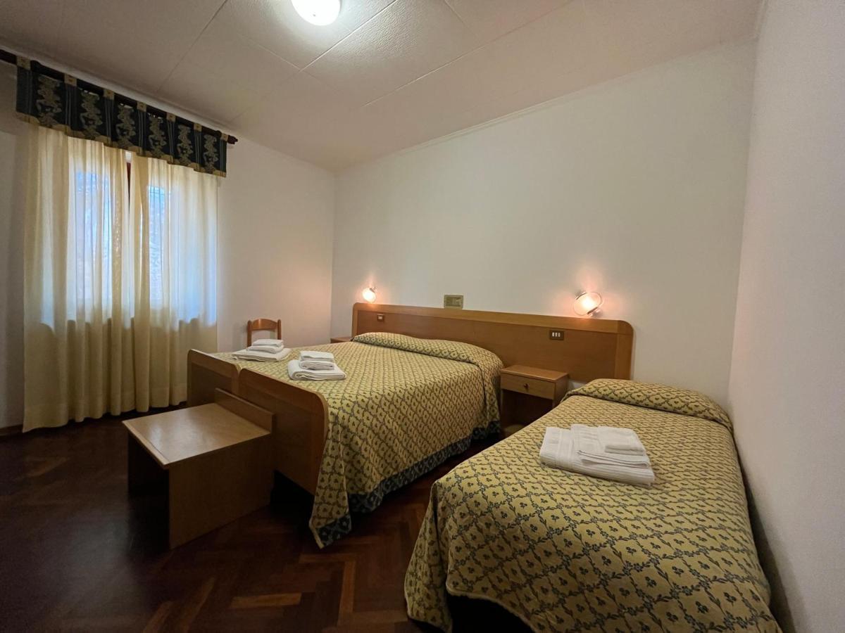 Hotel La Torretta อัสซิซี ภายนอก รูปภาพ